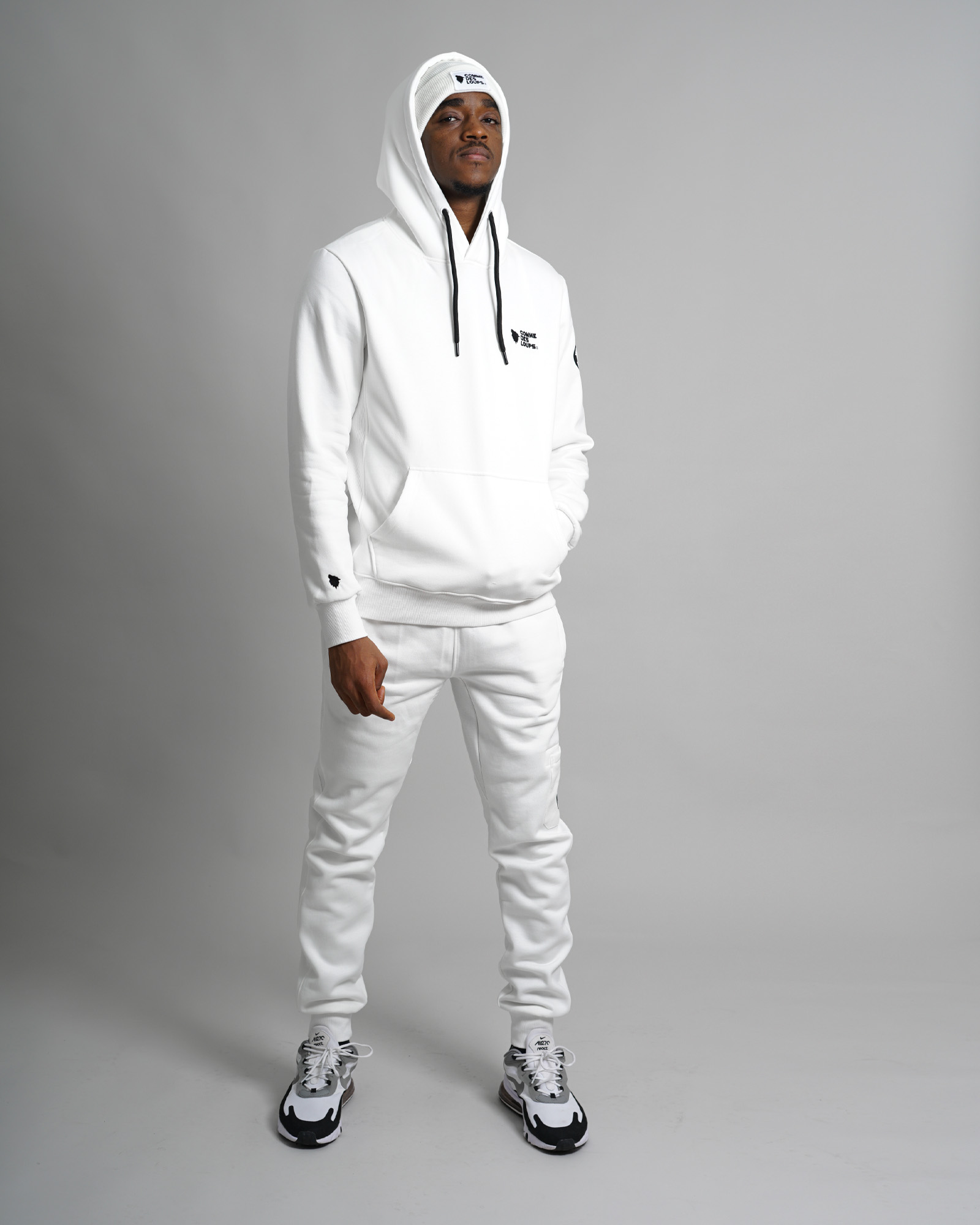 manatan white 01