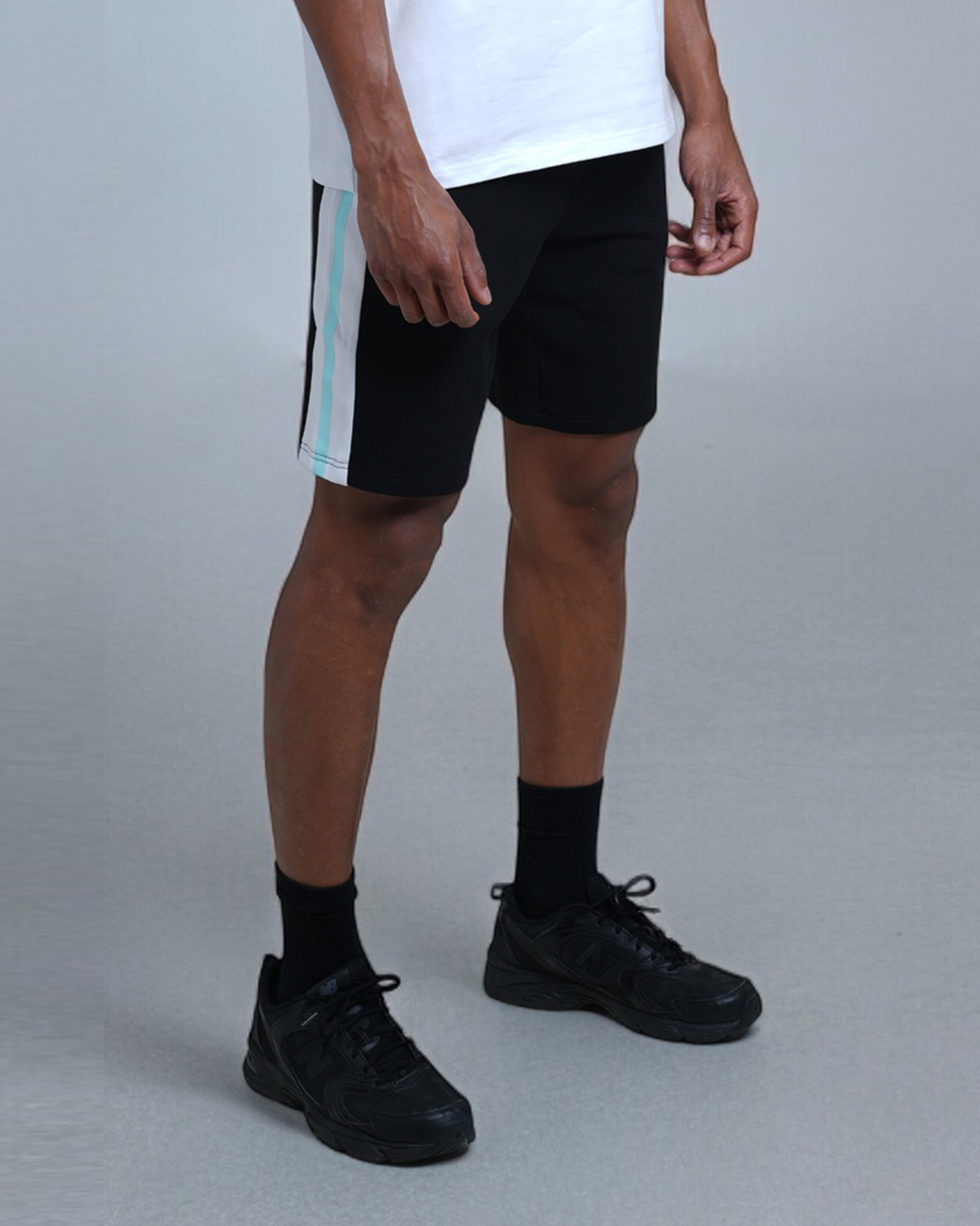 wimbloden_SHORT_0007_wimbloden_ocean black_03