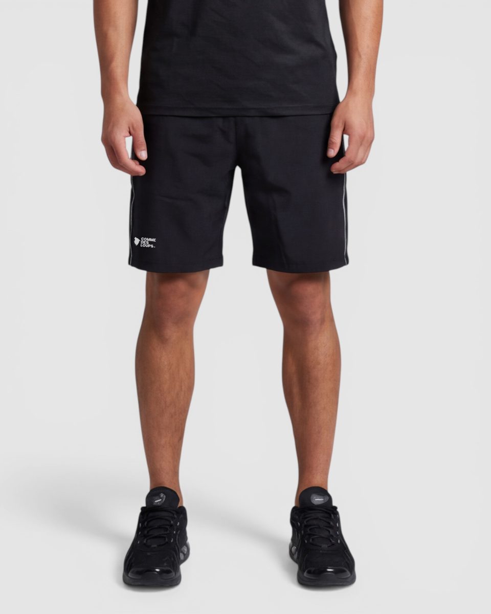 Short-Delta-Noir