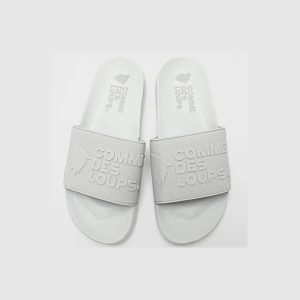 comme-des-loups_495104_CDL-1-BAM-CAD-GY_20260303T141618_04